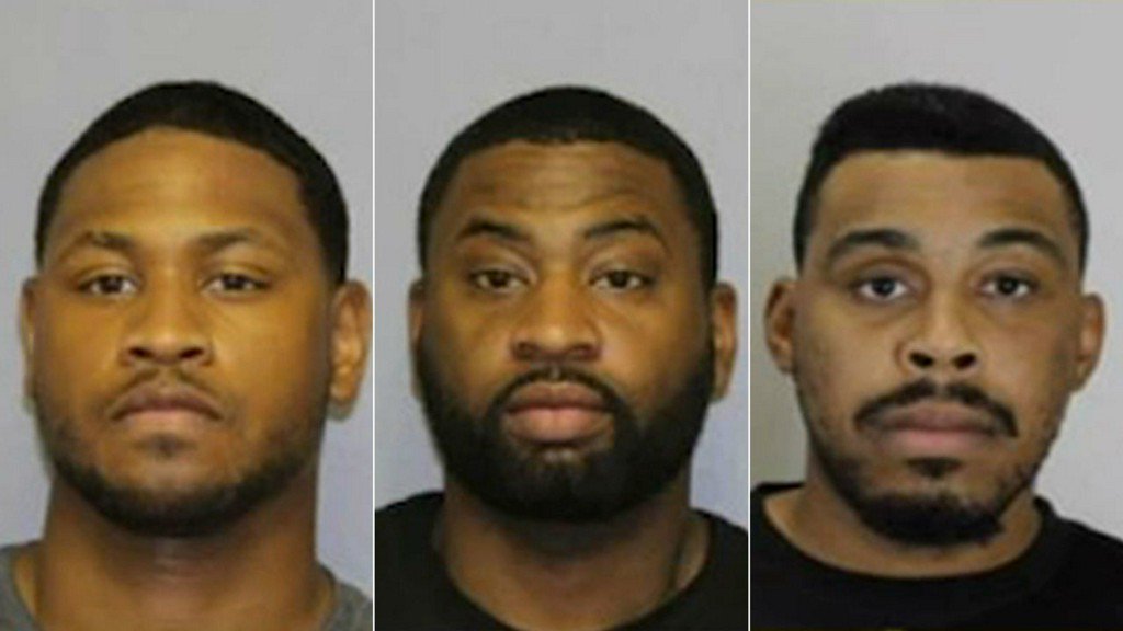 2 NYC correction officers charged after shooting near go-go bar in New Jersey