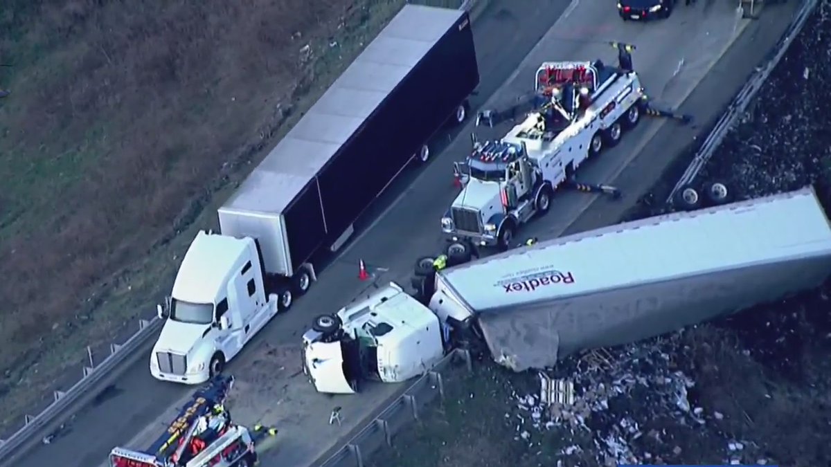 Traffic Heavy traffic on I-287, Route 17 northbound after large truck overturns on ramp to New York State Thruway in Suffern      