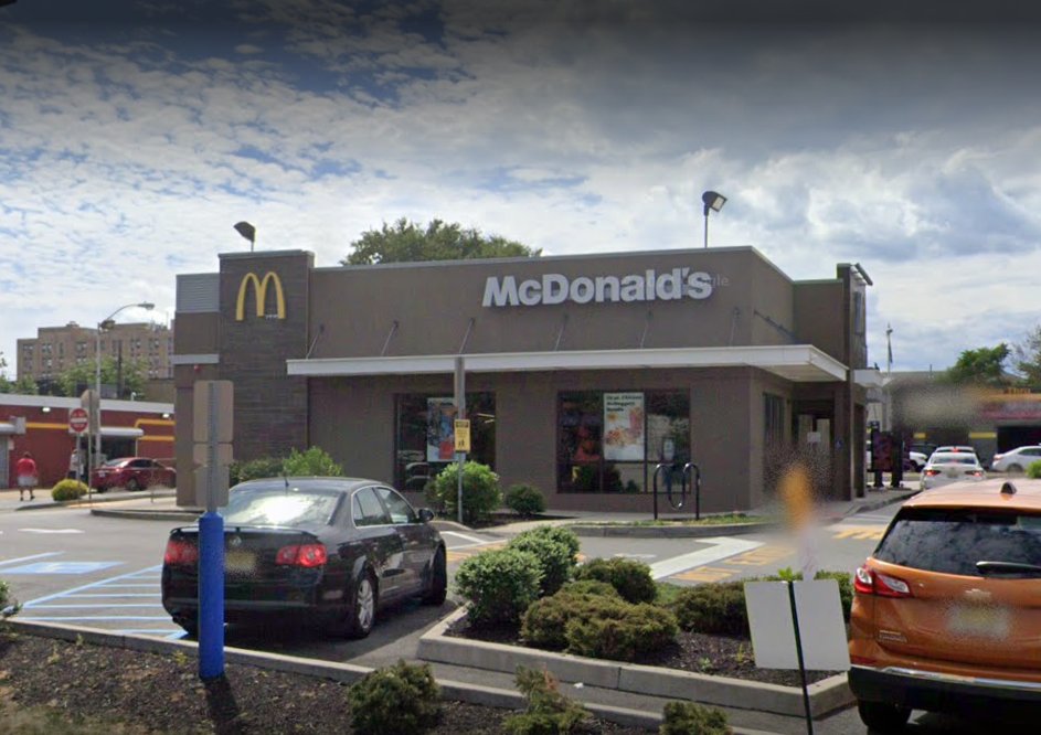3 stabbed after dispute at Newark McDonald's