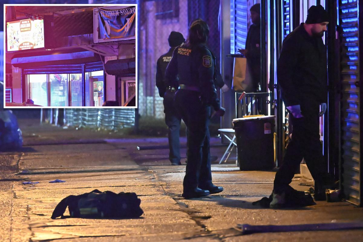 Shooting at Newark, NJ recording studio leaves 2 dead, 2 injured: policemen